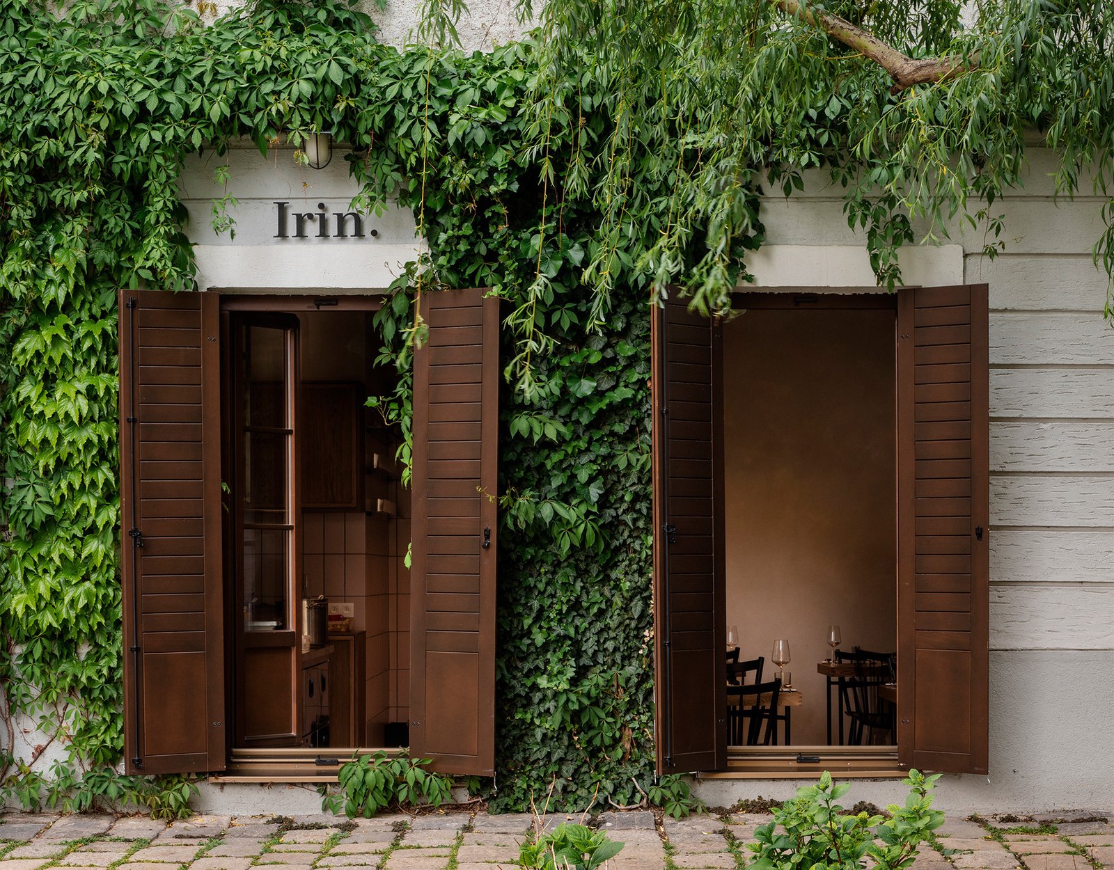 Irin. — restaurant